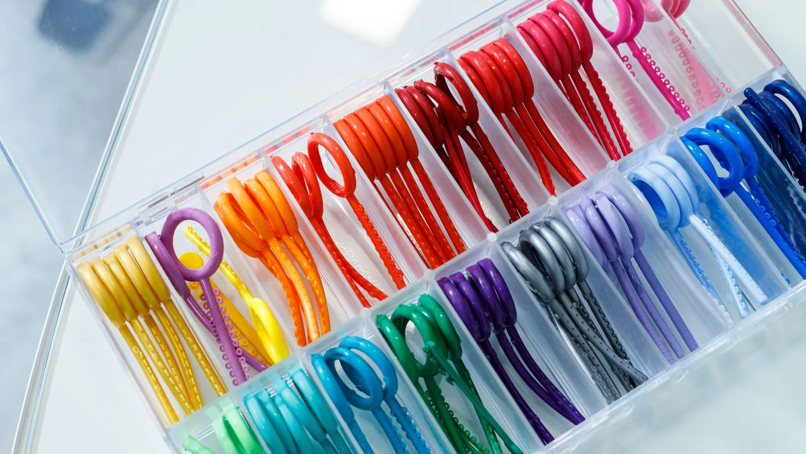 Brackets de colores en pacientes